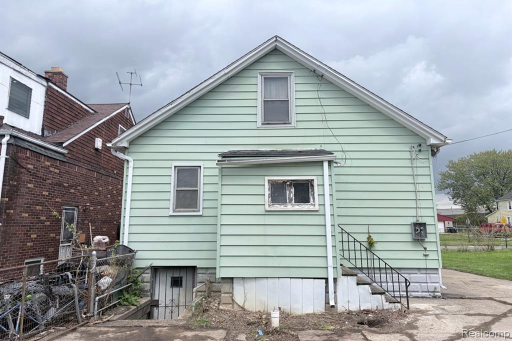 10132 Traverse Street, Detroit, MI 48213 — Photo 4