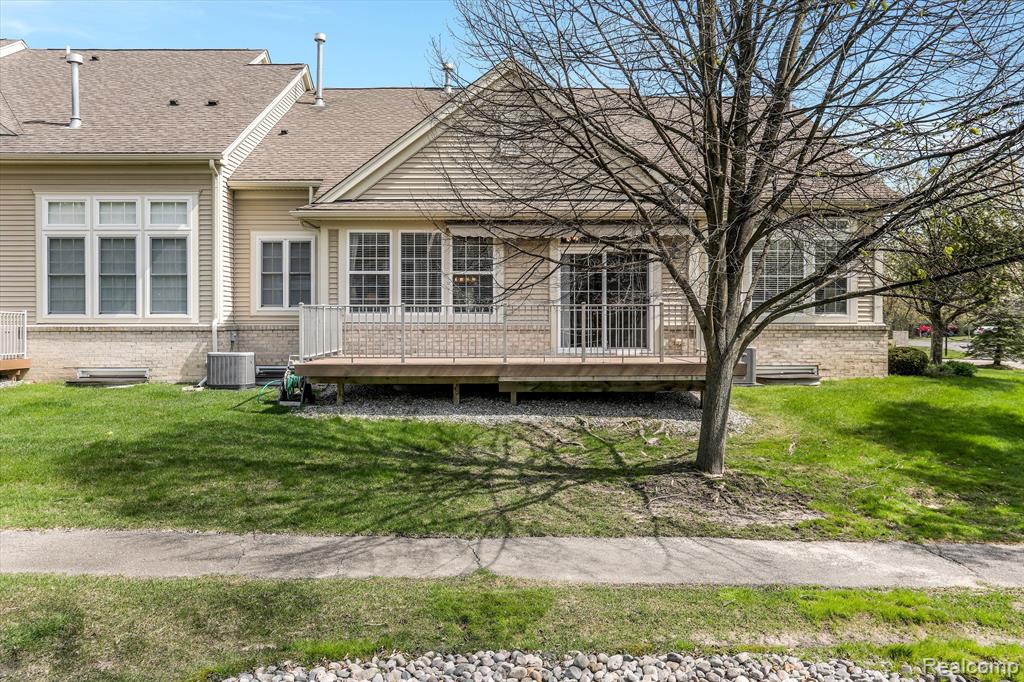 6123 TIMBERSTONE Way, Clarkston, MI — Photo 24