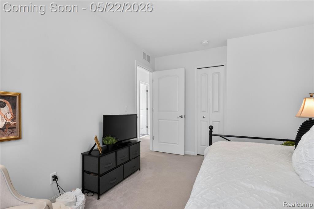 238 Center Boulevard, Wixom, MI 48393 — Photo 25