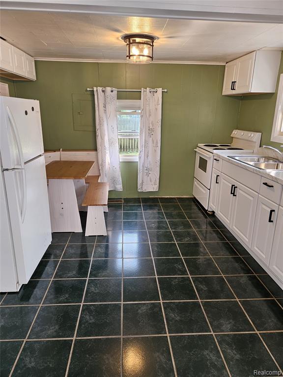 611 Beck Avenue, Owosso, MI 48867 — Photo 7