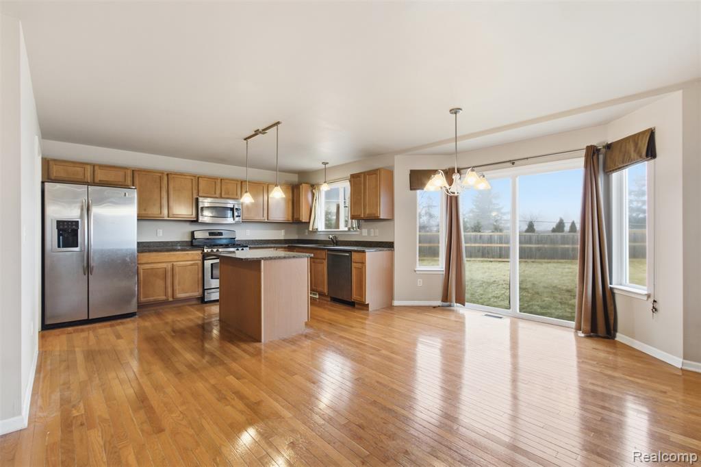 7767 W Branch Court, Ypsilanti, MI 48197 — Photo 18