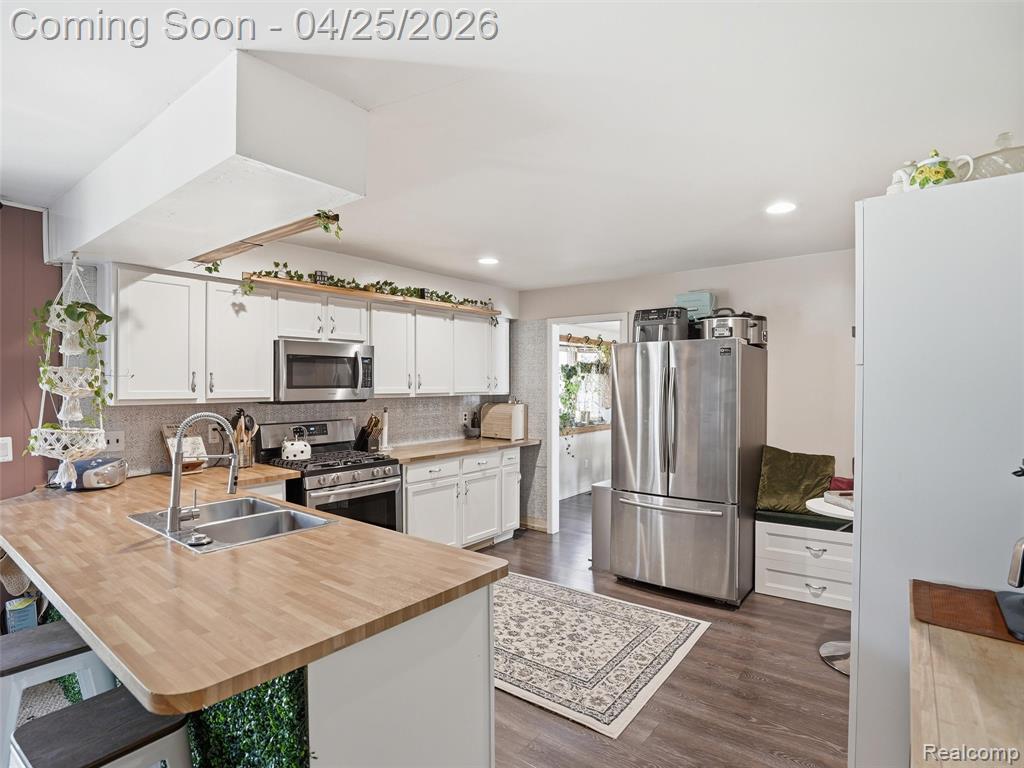 44242 N Umberland Circle, Canton, MI 48187 — Photo 14
