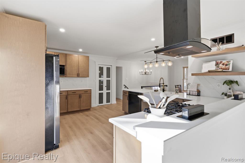 4563 Clifford Road, Brighton, MI 48116 — Photo 11