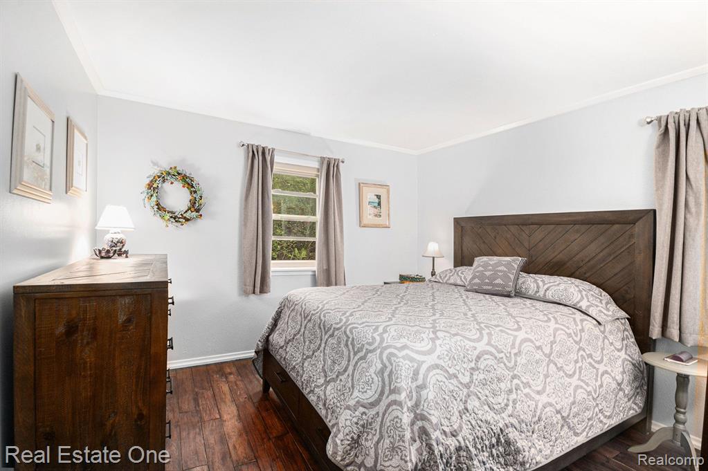 7529 BISHOP Road, Brighton, MI 48116 — Photo 9