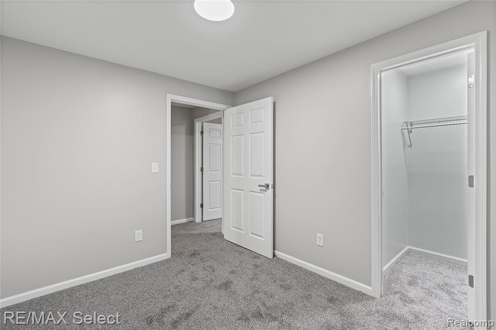 708 Wilberforce Drive, Flint, MI 48503 — Photo 25
