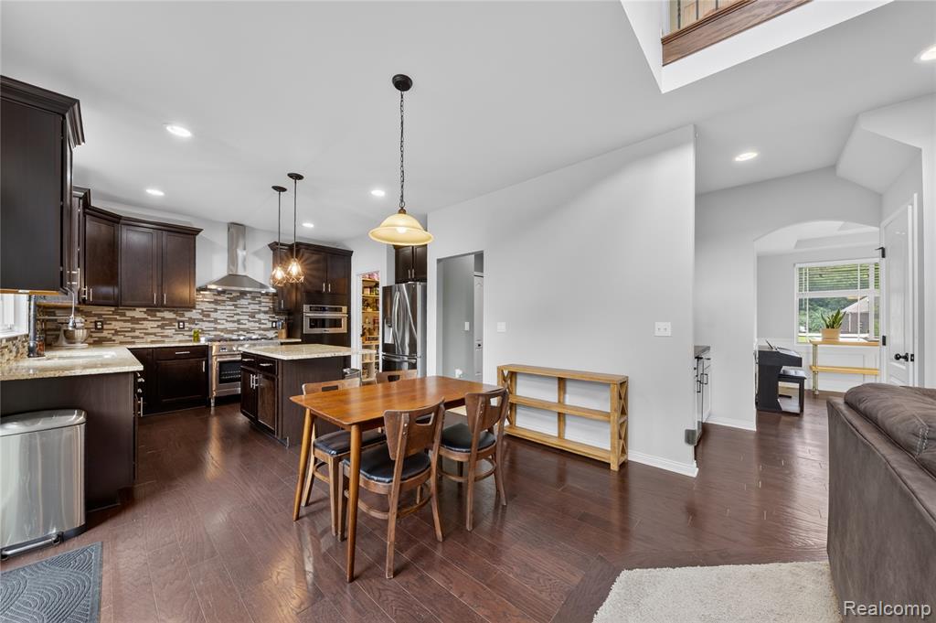 9665 Windsor Lane, Clarkston, MI 48348 — Photo 38