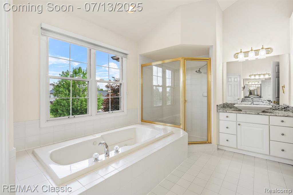 45450 Fountain View Drive, Canton, MI 48188 — Photo 32