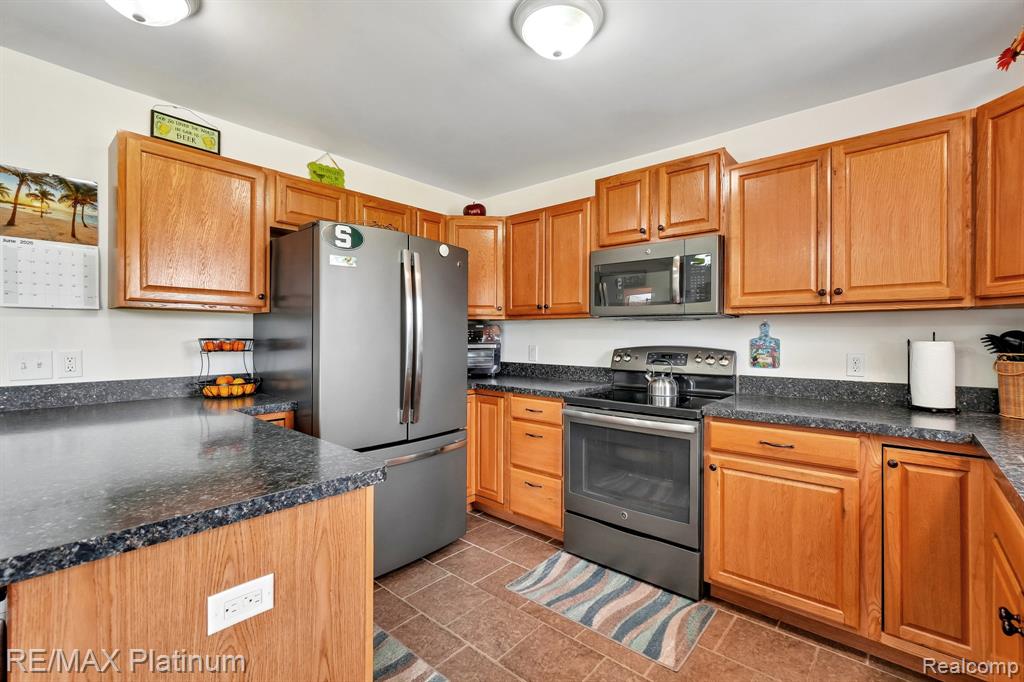 11704 Glen Mary, Byron, MI 48418 — Photo 13