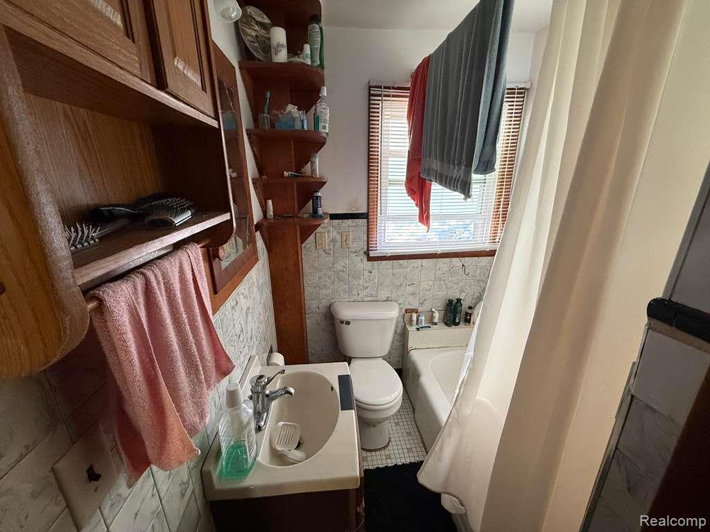 819 Cawood Street, Lansing, MI 48915 — Photo 12