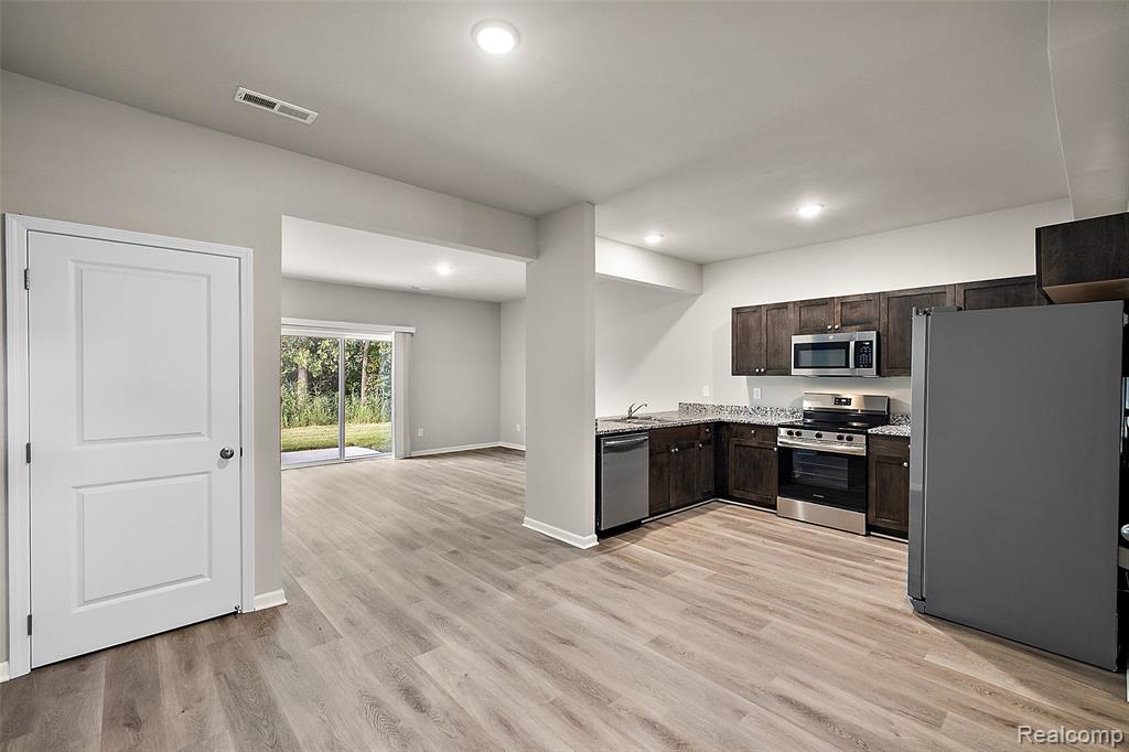 51428 Marlin Drive, Chesterfield, MI — Photo 12