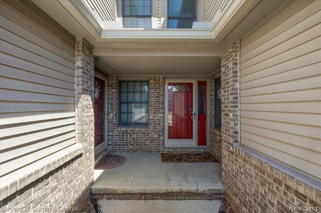 45105 Horseshoe Circle, Canton, MI 48187 — Photo 3