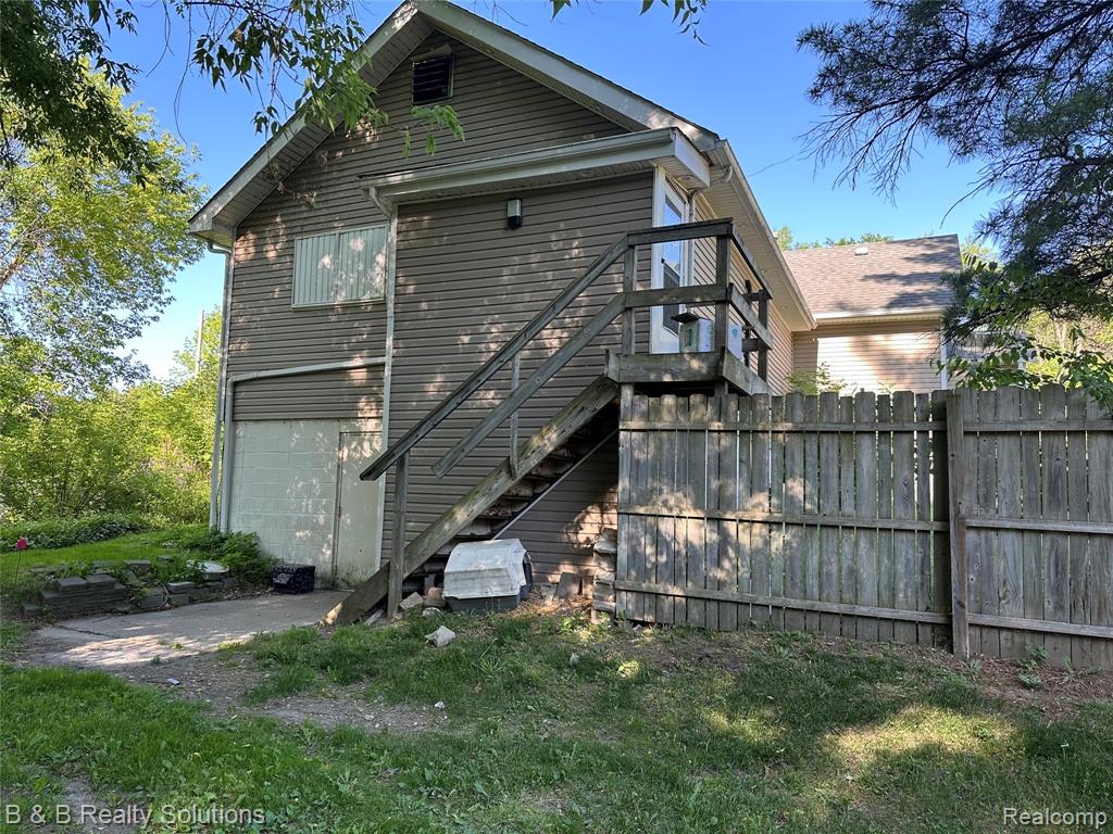 5009 Lapeer Road, Columbiaville, MI 48421 — Photo 23