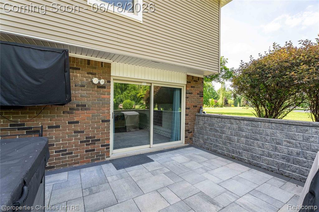 30130 Marimoor Street, Beverly Hills, MI 48025 — Photo 38