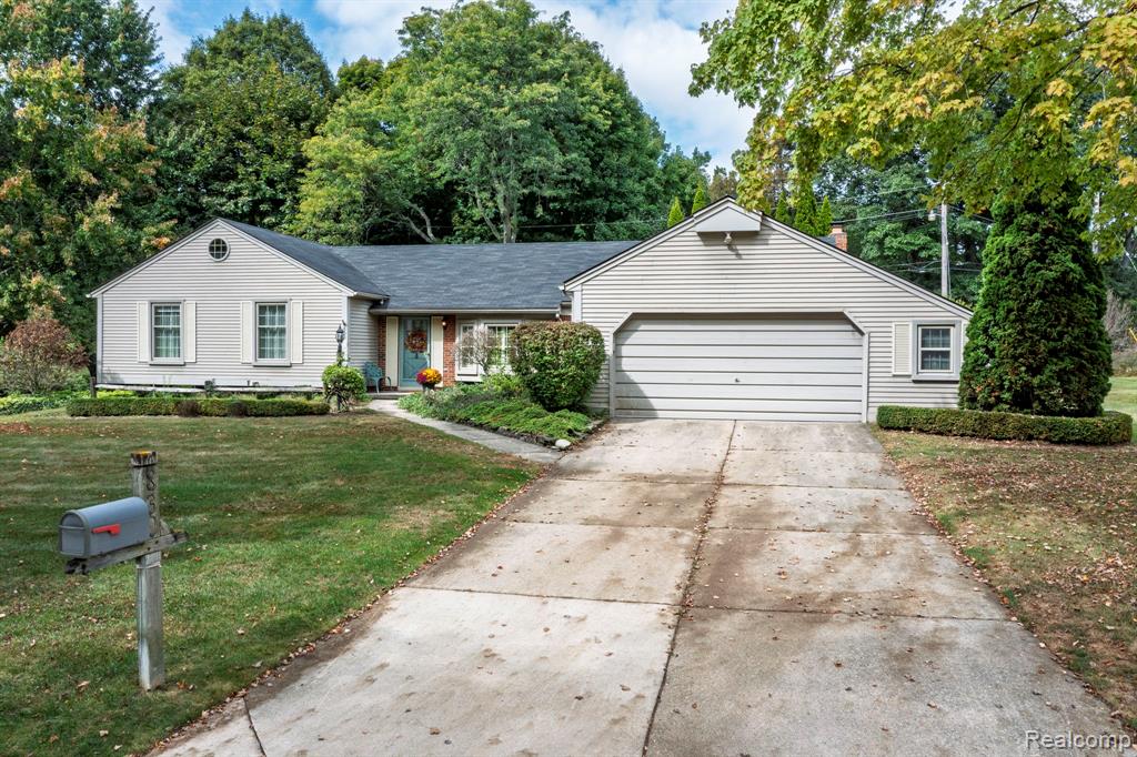 830 Croydon Road, Rochester Hills, MI 48309 — Photo 47