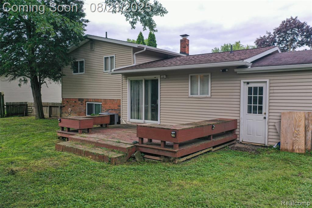 5443 Mancelona Drive, Grand Blanc, MI 48439 — Photo 28