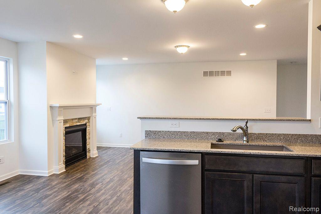 58187 KINCAID Street, New Haven, MI, 48048