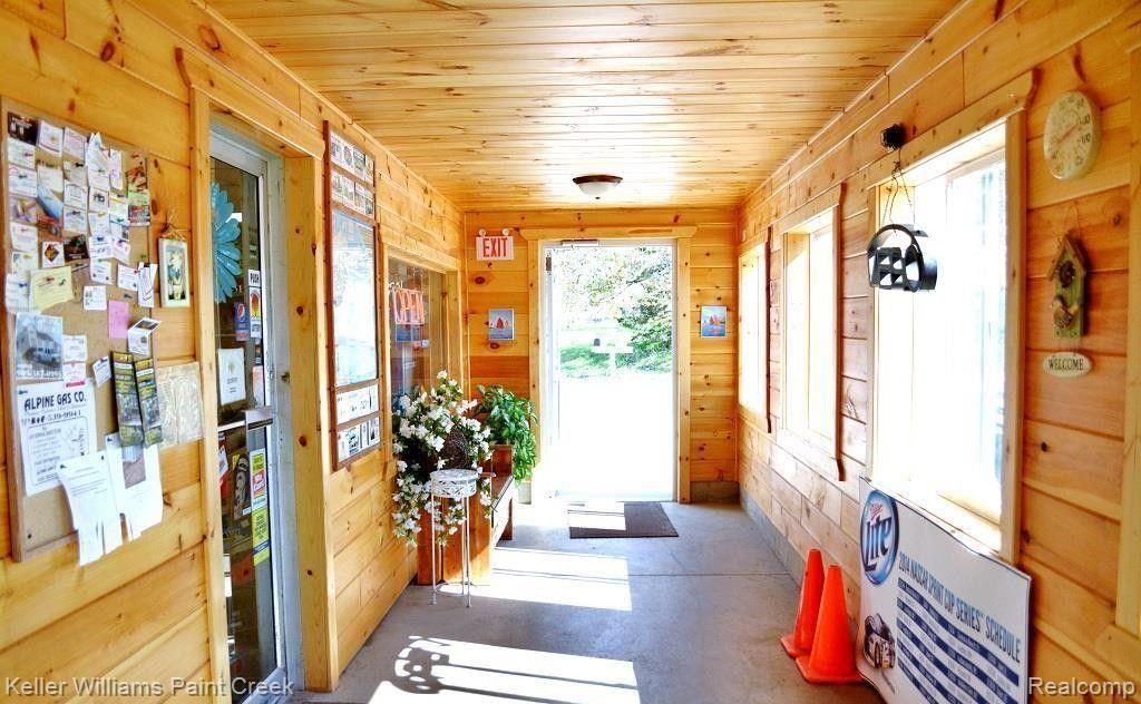 8036 N CLARE Avenue, Harrison, MI 48625 — Photo 12