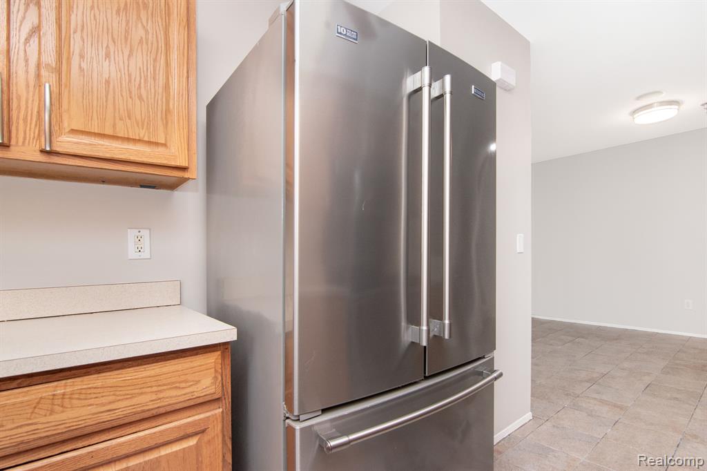 23250 POPLAR Drive, Southfield, MI 48075 — Photo 12
