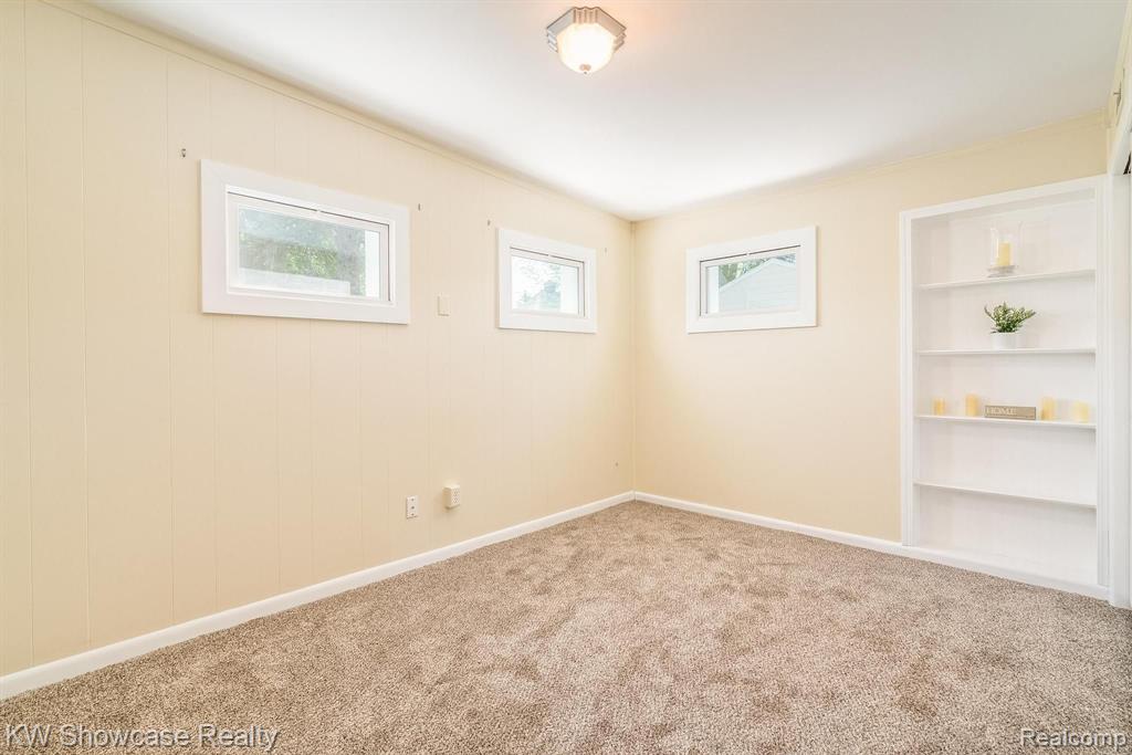 71 W Wabash Avenue, Belleville, MI 48111 — Photo 21