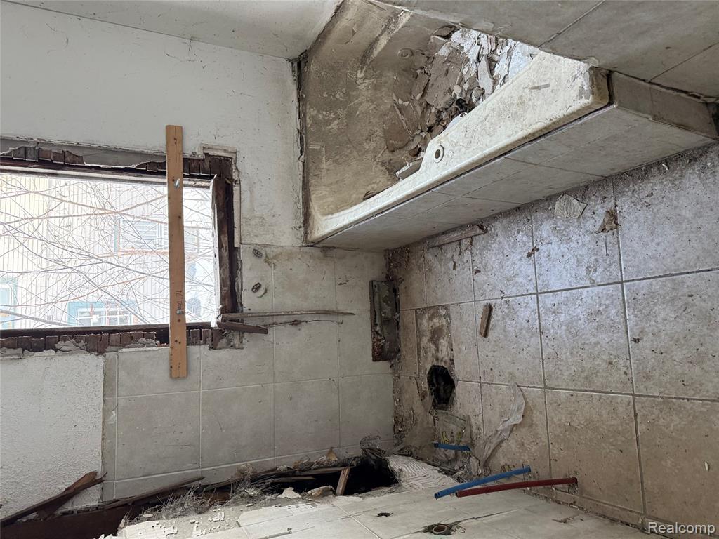 8611 Chalfonte Street, Detroit, MI 48238 — Photo 10
