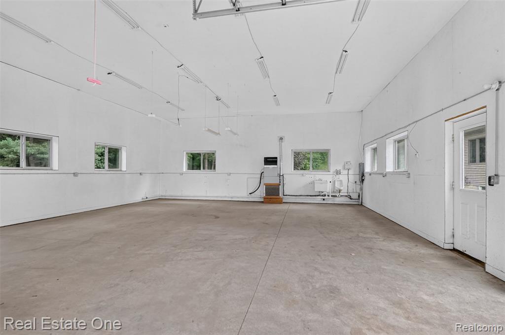 1161 Oakwood Road, Ortonville, MI 48462 — Photo 34