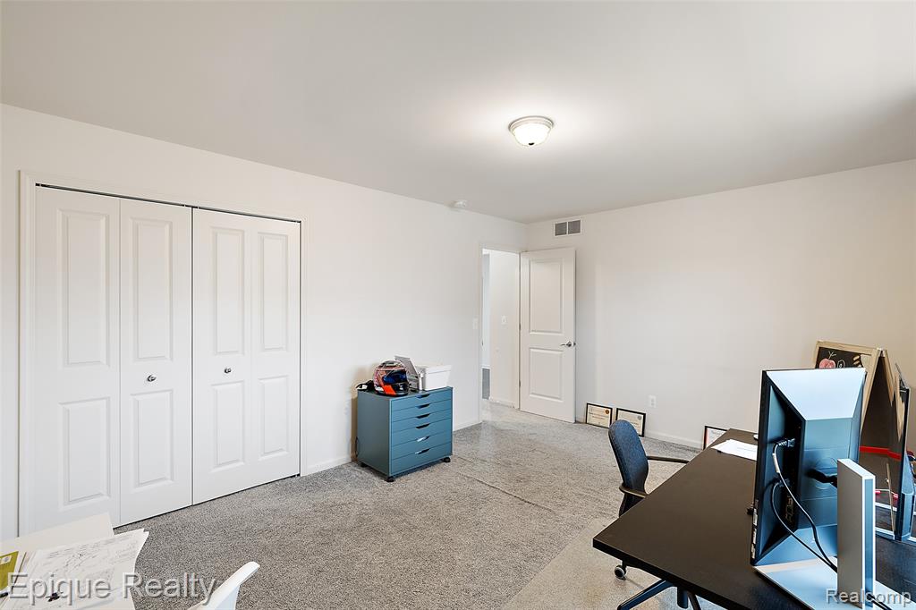 86 Crosbie, Lake Orion, MI 48362 — Photo 24