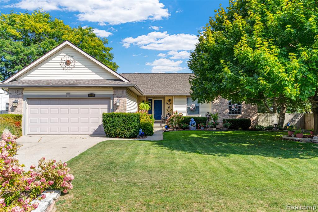 4429 W Edge Way Street, Grand Blanc, MI 48439 — front exterior