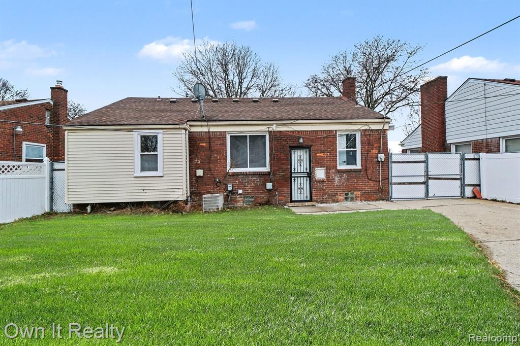 20242 Steel Street, Detroit, MI 48235 — Photo 25