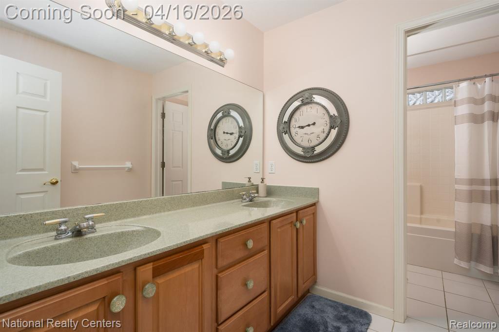 10219 Mill Pointe Drive, Goodrich Vlg, MI — Photo 30