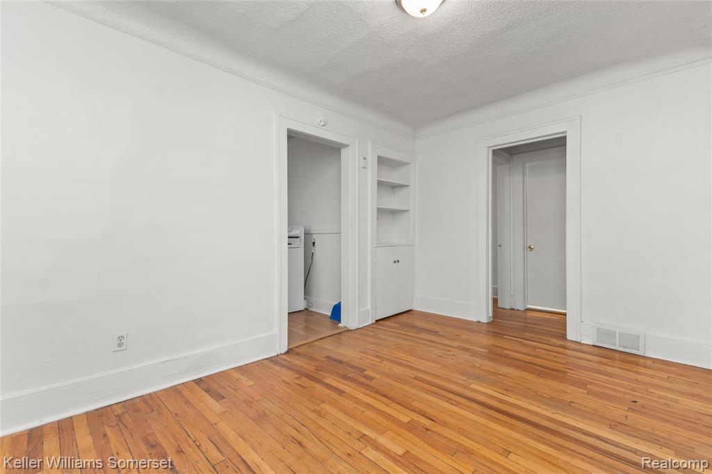 790 JEWELL (Lower) Street, Ferndale, MI 48220 — Photo 14