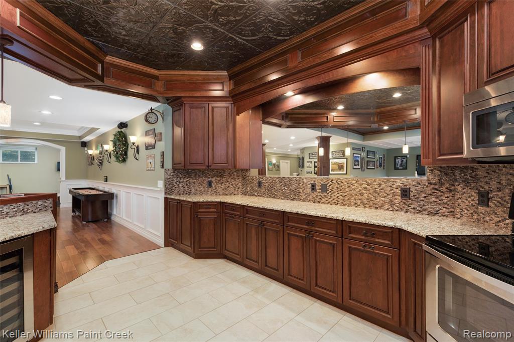 676 Majestic, Rochester Hills, MI 48306 — Photo 56
