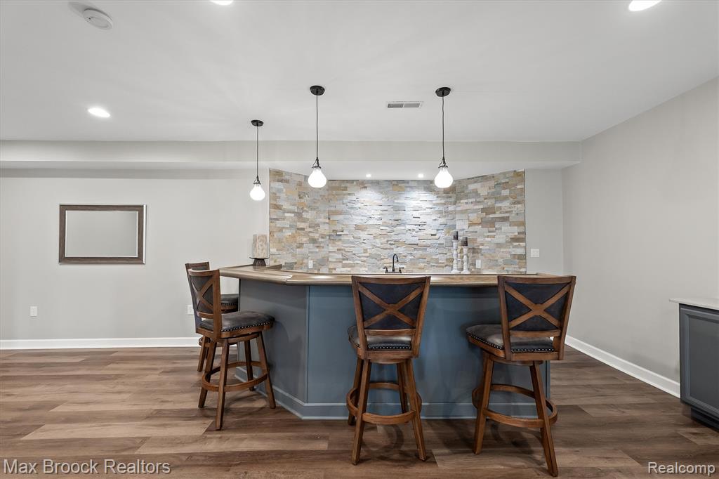398 Shrewsbury Drive, Clarkston, MI 48348 — Photo 66