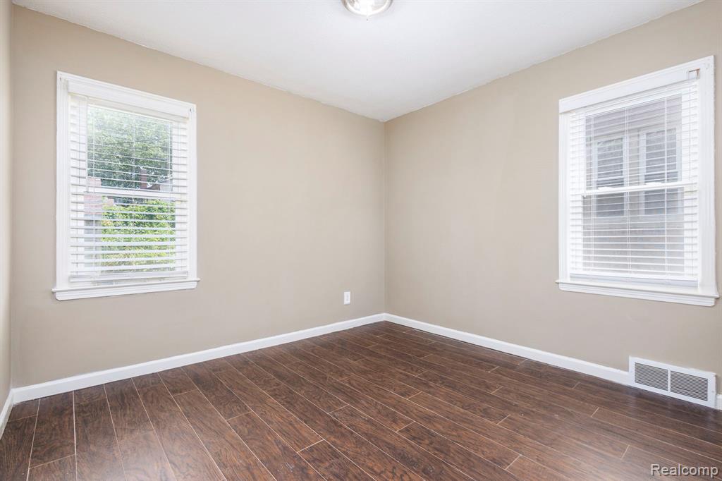 8360 FREDA Street, Detroit, MI 48204 — Photo 16