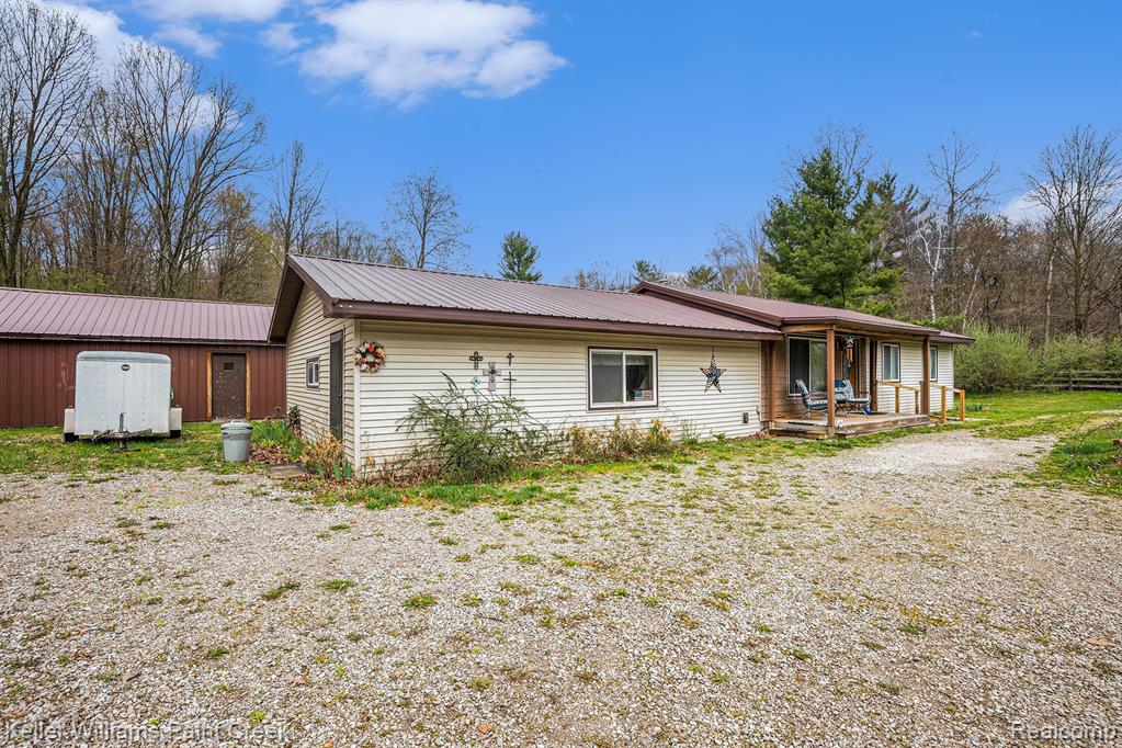 5343 Clear Lake Road, North Branch, MI 48461 — Photo 15