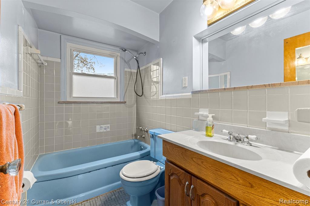 7668 Cortland Avenue, Allen Park, MI 48101 — Photo 19