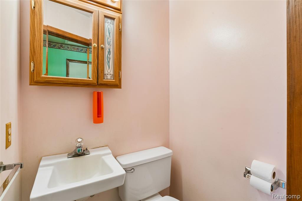 5244 Rood Road, Holly, MI 48442 — Photo 23