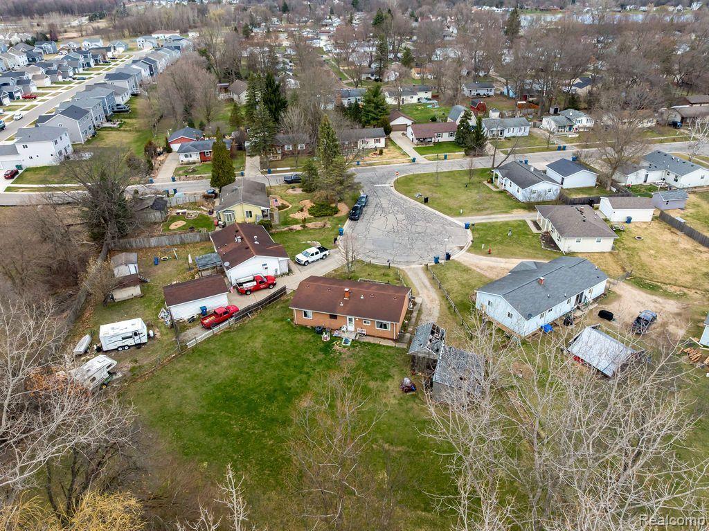 333 FAIRFIELD, Holly, MI 48442 — Photo 22