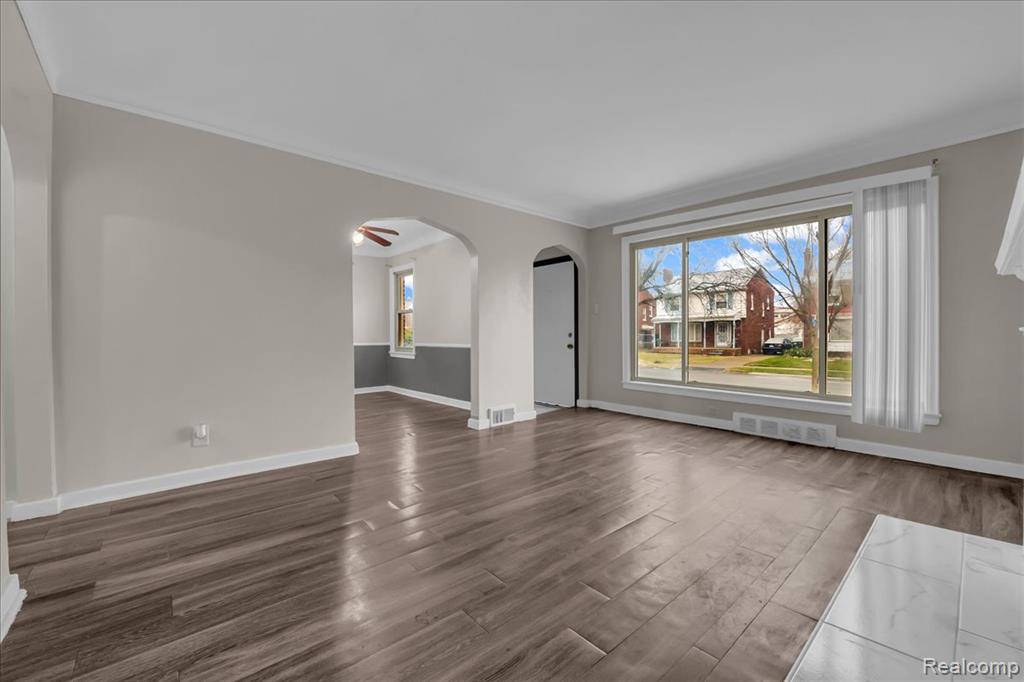 8882 Warwick Street, Detroit, MI 48228 — Photo 5