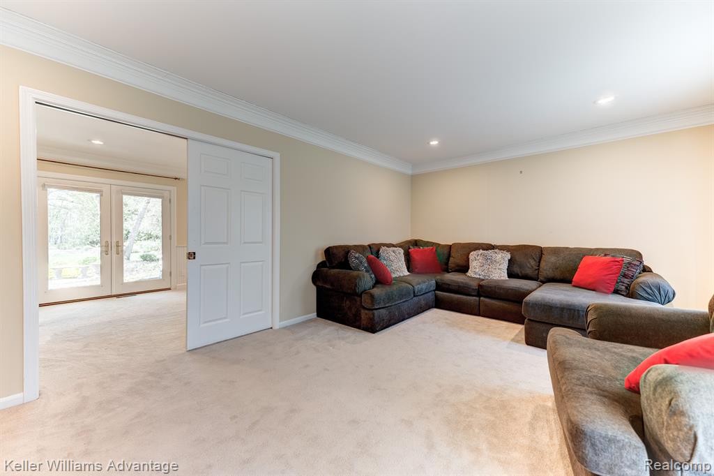 16131 Winchester Drive, Northville, MI 48168 — Photo 8