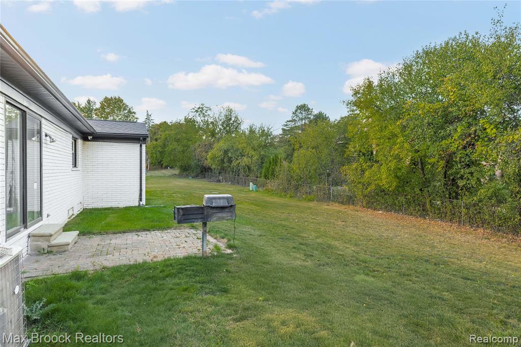 4800 Faircourt Drive, West Bloomfield, MI — Photo 43