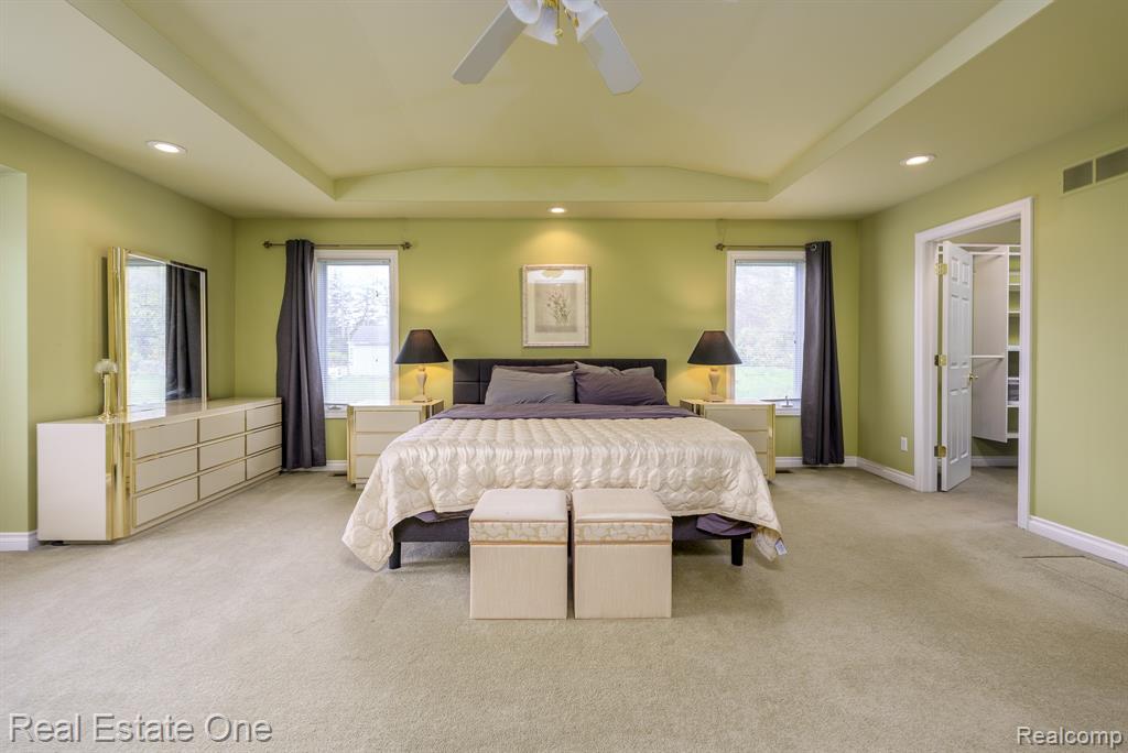9243 Sherwood Drive, Davisburg, MI 48350 — Photo 27