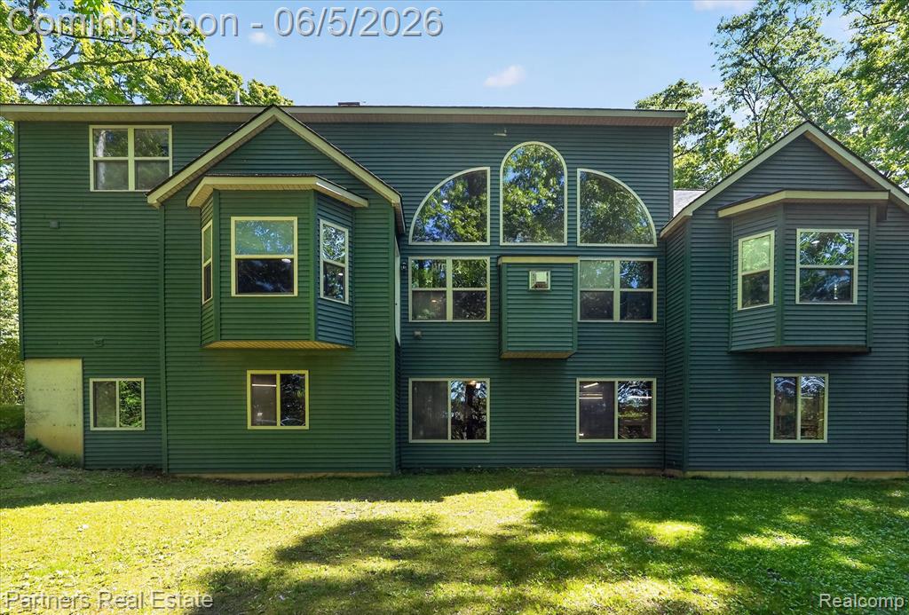 4053 Rolling Acres Drive, Hartland, MI 48353 — Photo 60