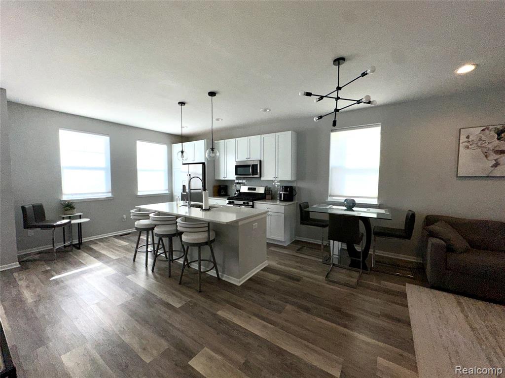 2500 Normandy Road, Royal Oak, MI, 48073