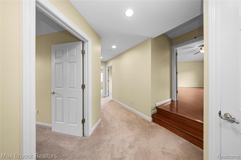 5149 Parkgate Drive, Commerce Twp, MI 48382 — Photo 30