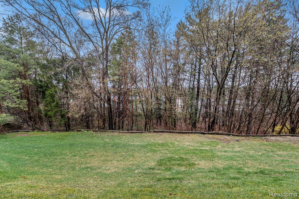 4946 Scenic Pines Court, Clarkston, MI — Photo 22