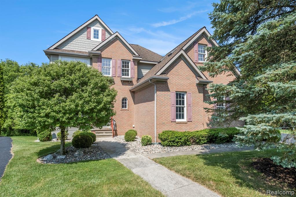 6161 Golfside Court, Grand Blanc, MI 48439 — Photo 2