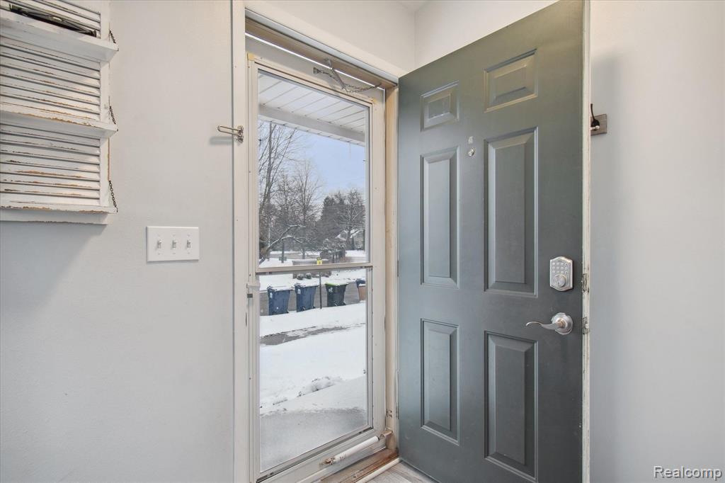 41354 SOUTHWIND Drive, Canton, MI 48188 — Photo 5