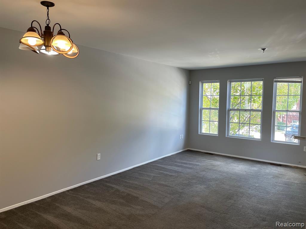 23380 GRAYSON Drive, Southfield, MI 48075 — Photo 7