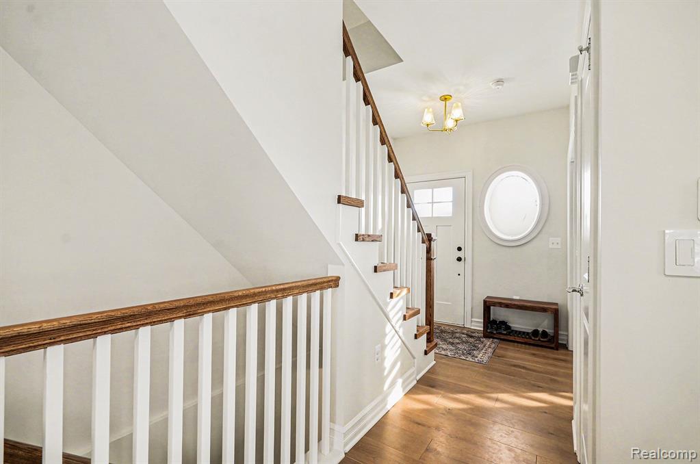 4707 Olivia Avenue, Royal Oak, MI 48073 — Photo 4