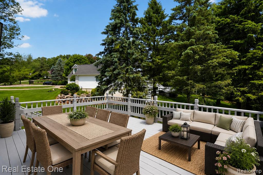 9610 Forest Ridge Drive, Clarkston, MI 48348 — Photo 25